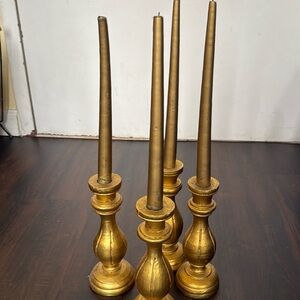 Set of 4 gold candle holders and tapers